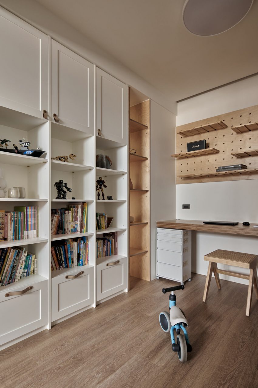 AworkDesign.Studio Creates a Spacious Contemporary Apartment in Taoyuan, Taiwan (11)