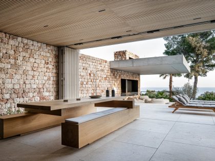 BEEF Architekti Designs a Stunning Modern Stone House in Palma de Mallorca, Spain (15)