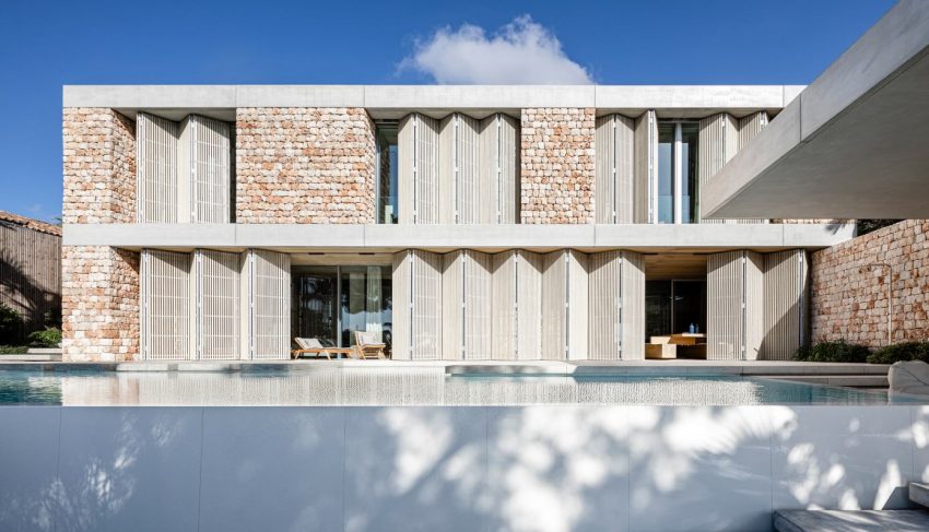 BEEF Architekti Designs a Stunning Modern Stone House in Palma de Mallorca, Spain (30)