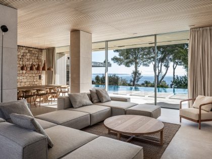 BEEF Architekti Designs a Stunning Modern Stone House in Palma de Mallorca, Spain (4)