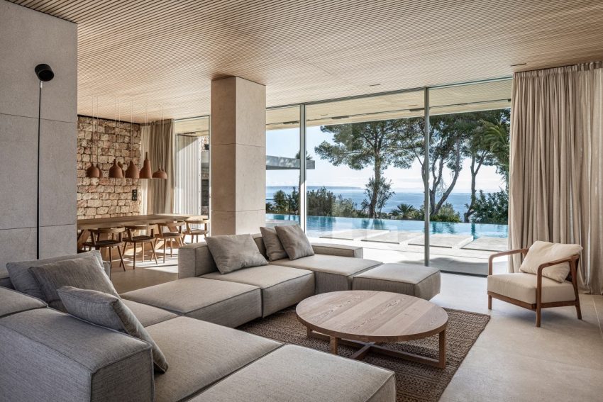 BEEF Architekti Designs a Stunning Modern Stone House in Palma de Mallorca, Spain (4)
