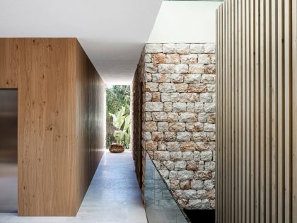 BEEF Architekti Designs a Stunning Modern Stone House in Palma de Mallorca, Spain (8)