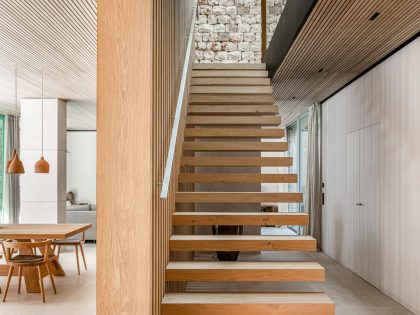 BEEF Architekti Designs a Stunning Modern Stone House in Palma de Mallorca, Spain (9)