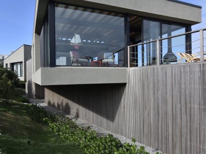 Candida Tabet Arquitetura Designs a Contemporary Home in José Ignacio, Uruguay (1)