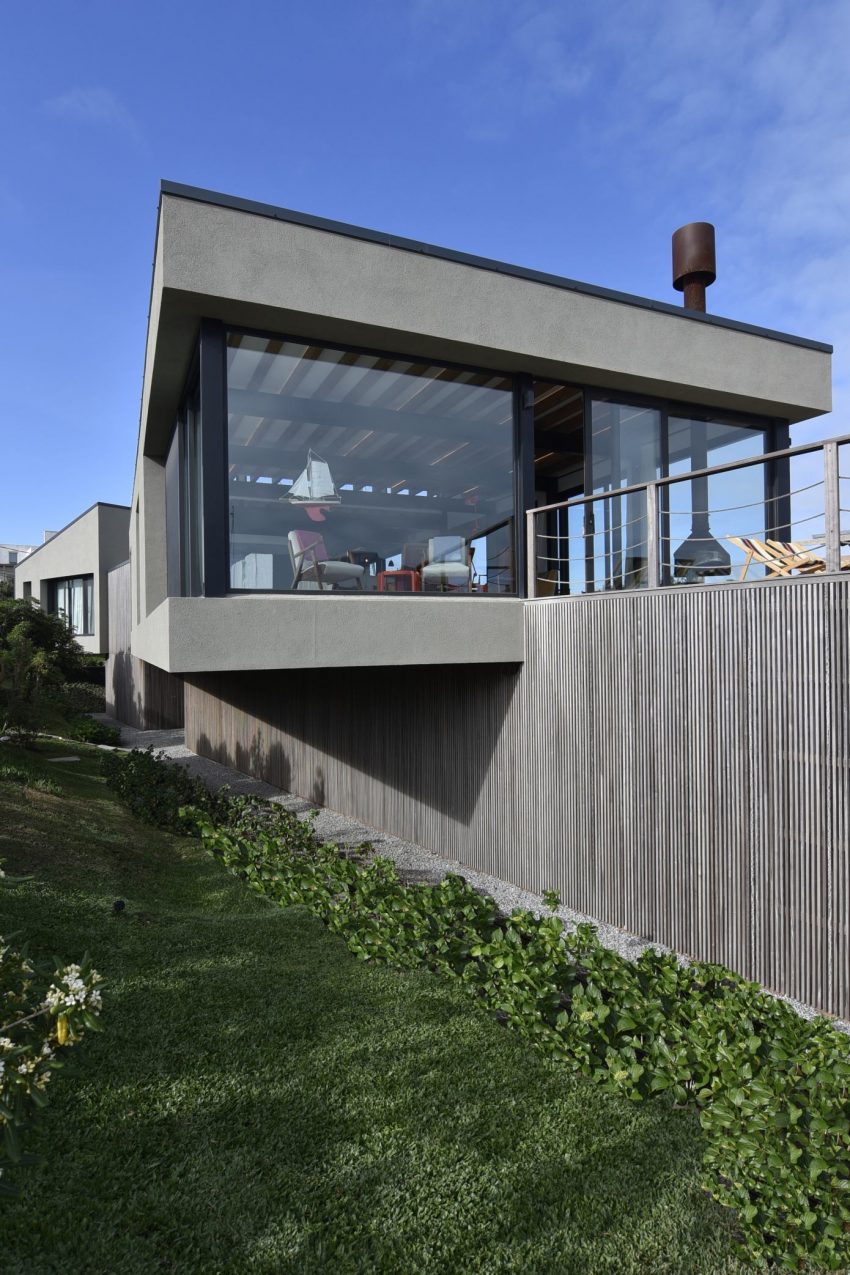 Candida Tabet Arquitetura Designs a Contemporary Home in José Ignacio, Uruguay (1)