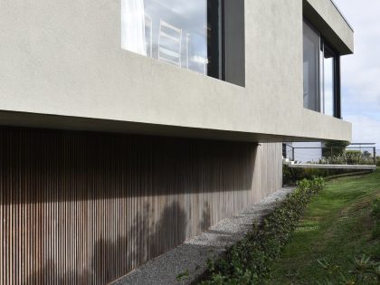 Candida Tabet Arquitetura Designs a Contemporary Home in José Ignacio, Uruguay (20)