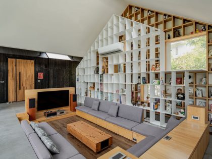 Emerge Architects & Associates Design a Contemporary Home with Elegant Wooden Surfaces in Taiwan (1)