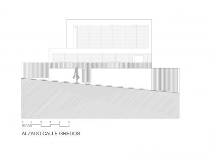 Enrique Jiménez Designs a Striking Contemporary Home in La Zubia, Spain (12)