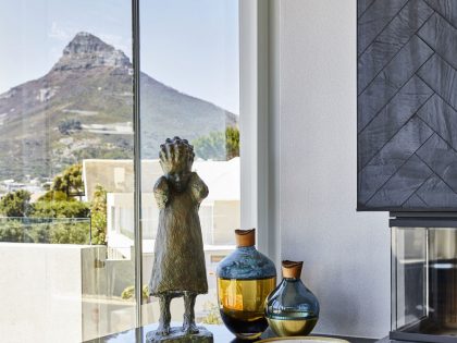 Fabian Architects & Make Studio Renovate a Contemporary Home in Cape Town, South Africa (8)