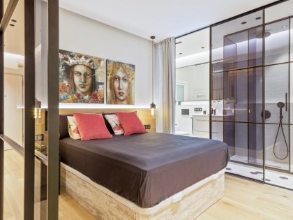 Luis Sanandres Interiorismo Designs a Small Modern Apartment in Sitges, Spain (13)