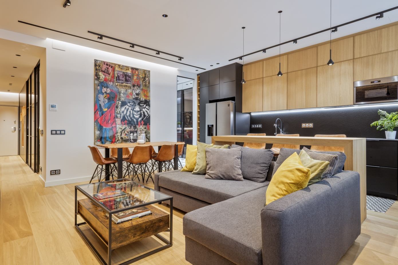 Luis Sanandres Interiorismo Designs a Small Modern Apartment in Sitges, Spain (6)