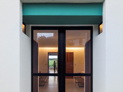 NEBR Arquitetura Designs a Stylish Contemporary House Set Amidst the Scenic Rocky Lands of Gravatá, Brazil (19)