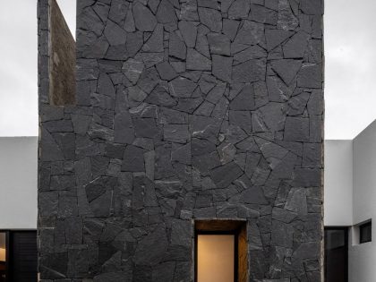 NEBR Arquitetura Designs a Stylish Contemporary House Set Amidst the Scenic Rocky Lands of Gravatá, Brazil (20)