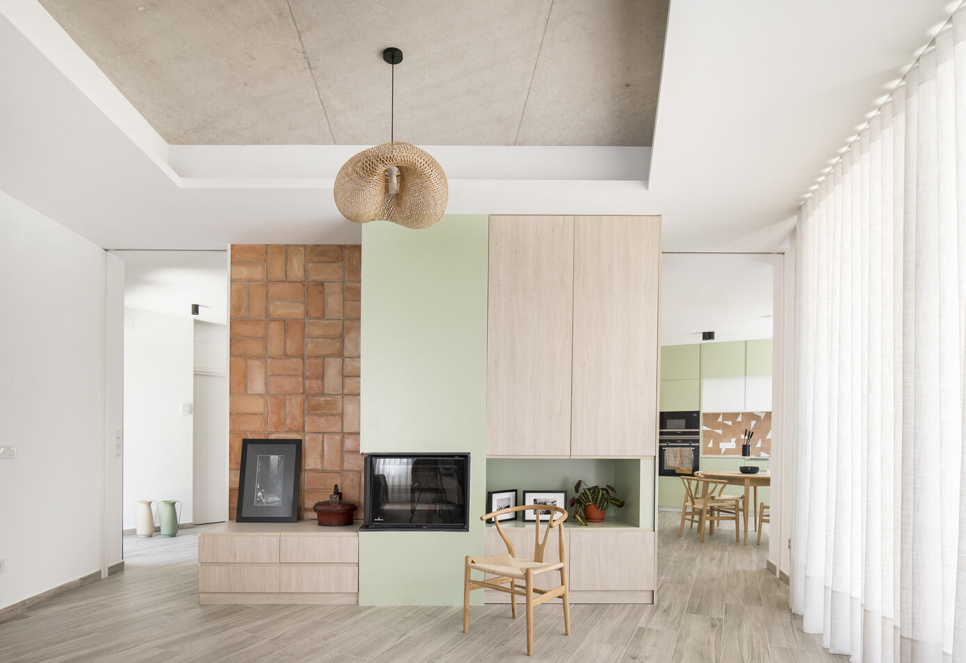 OOIIO Architecture Designs a Striking and Unusual Contemporary Home in Madrid, Spain (6)