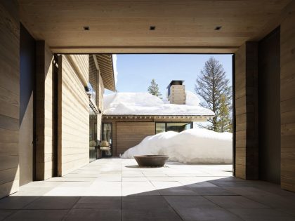 Olson Kundig Designs an Amazing Contemporary Mountain Home in Jackson Hole, Wyoming (26)