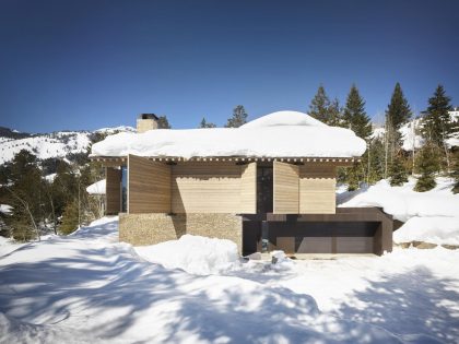 Olson Kundig Designs an Amazing Contemporary Mountain Home in Jackson Hole, Wyoming (34)