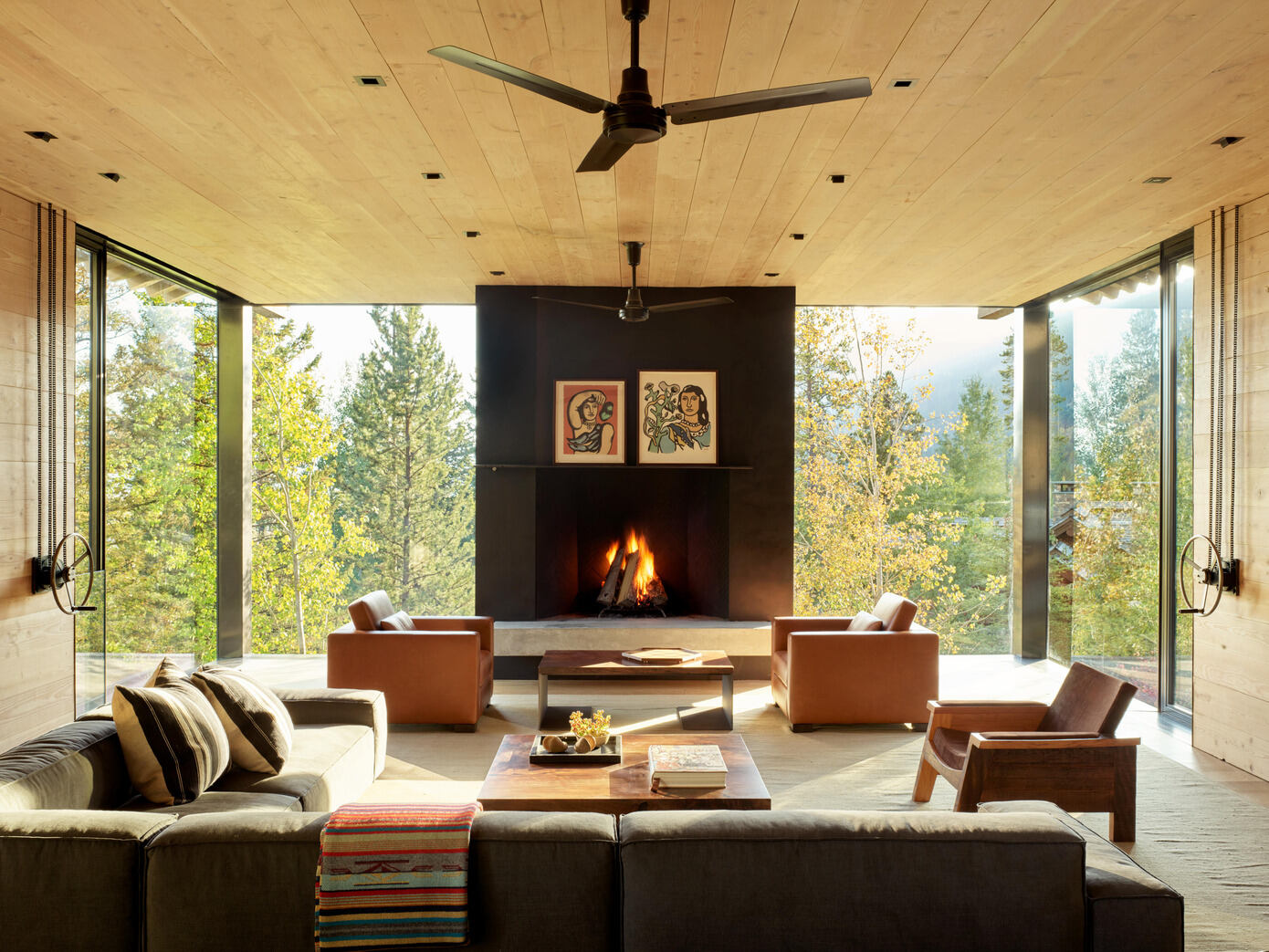 Olson Kundig Designs an Amazing Contemporary Mountain Home in Jackson Hole, Wyoming (6)