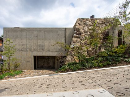 Tomoaki Uno Architects Design a Unique Concrete and Stone House in Nagoya, Japan (1)