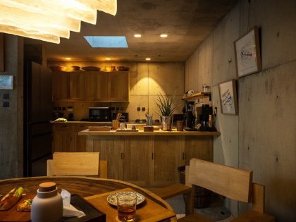 Tomoaki Uno Architects Design a Unique Concrete and Stone House in Nagoya, Japan (7)