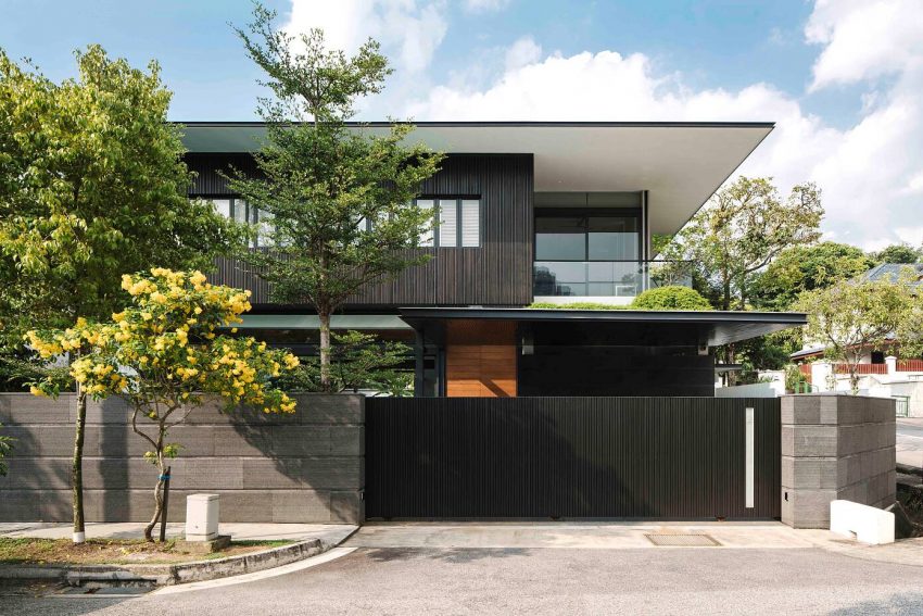 A Beautiful Contemporary Home with U-Shaped Staircase in Singapore by Ming Architects (1)