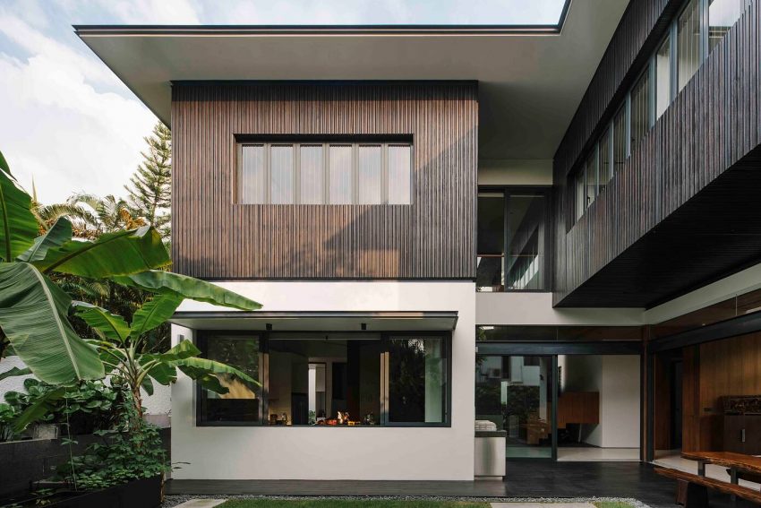 A Beautiful Contemporary Home with U-Shaped Staircase in Singapore by Ming Architects (2)