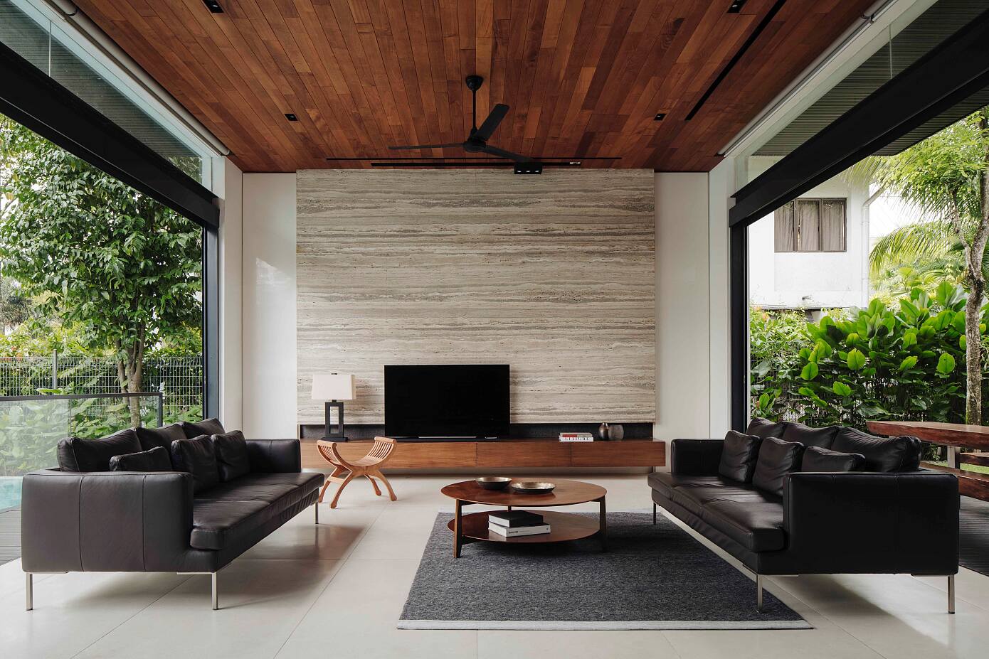 A Beautiful Contemporary Home with U-Shaped Staircase in Singapore by Ming Architects (3)