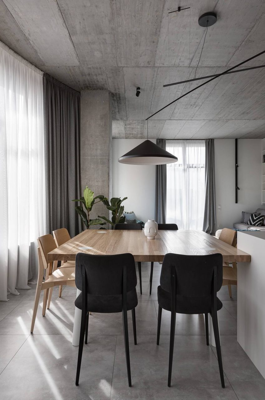 A Beautiful Modern Apartment for a Family with Two Children in Krivyi Rih, Ukraine by Azovskiy & Pahomova Architects (2)