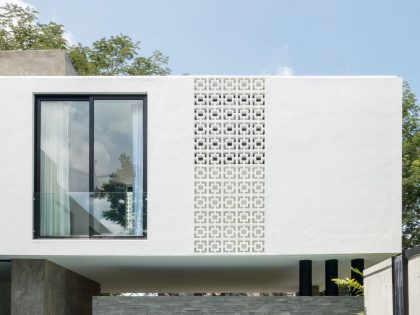 A Splendid Modern House with Bright Interior and White Walls in Colima, Mexico by Di Frenna Arquitectos (16)