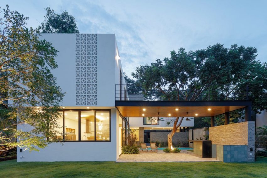 A Splendid Modern House with Bright Interior and White Walls in Colima, Mexico by Di Frenna Arquitectos (25)