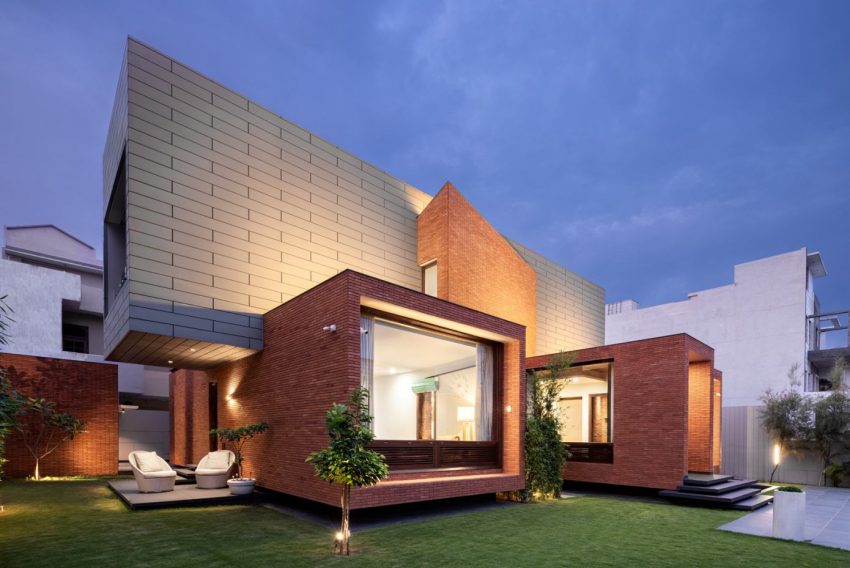 A Charming Contemporary House with Exposed Brick Facade in Shahbad, India by Anudeep Bhandari & Associates (16)