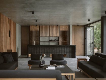 A Concrete House with an Elegant Interior and Central Garden in Guadalajara, Mexico by Araujo Galvan Arquitectos (8)