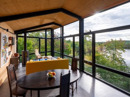 A Dramatic Cantilevered Cliff-Face Home with a Cozy Atmosphere in Wakefield, Canada by Kariouk Architects (4)