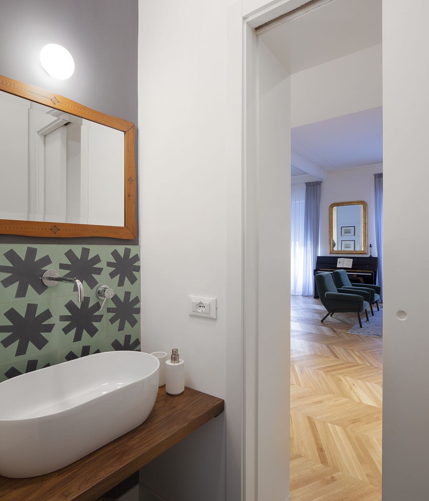 A Lavish Contemporary Home for a Young Couple in Catania, Italy by Eva Grillo (18)