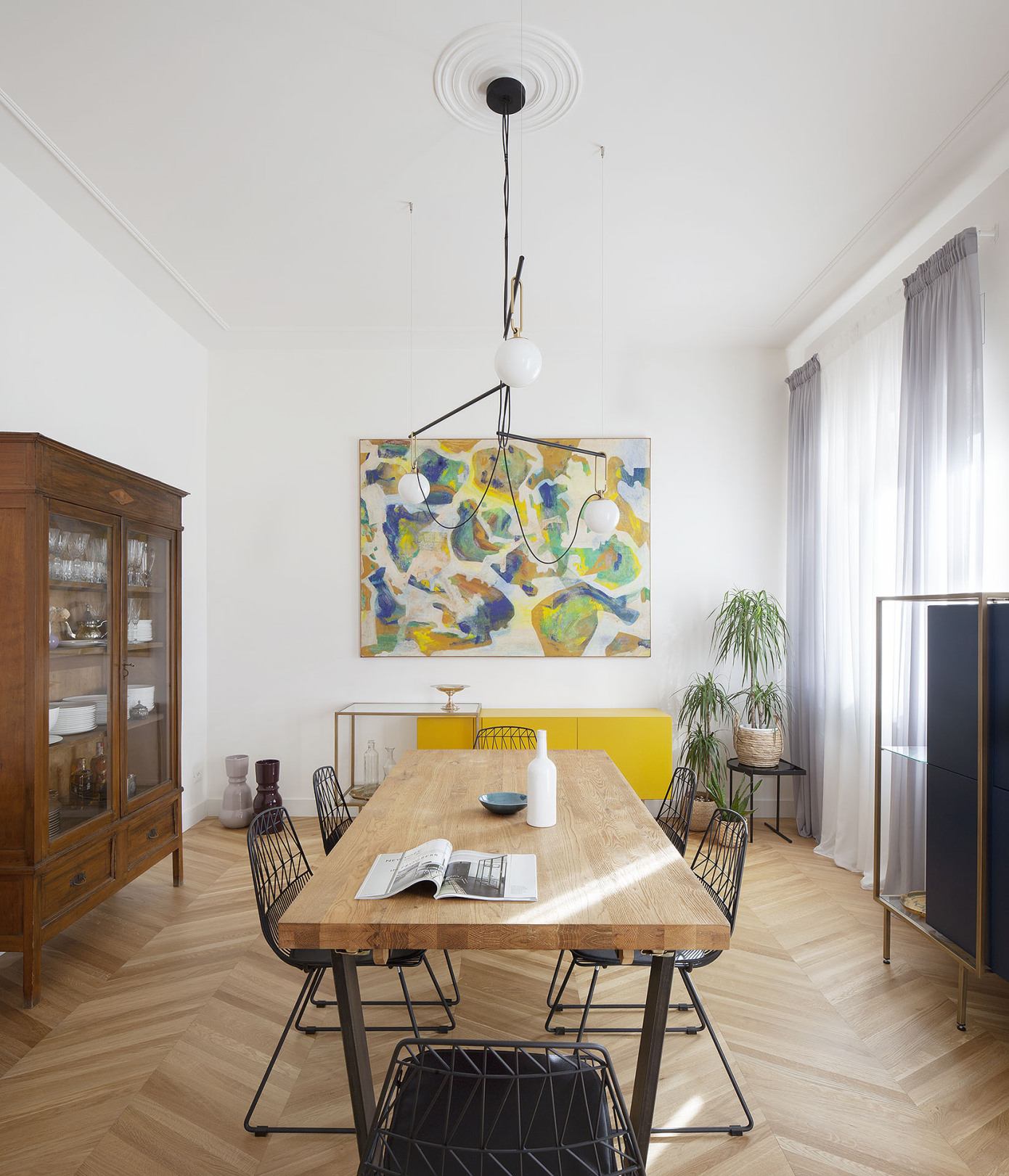 A Lavish Contemporary Home for a Young Couple in Catania, Italy by Eva Grillo (6)