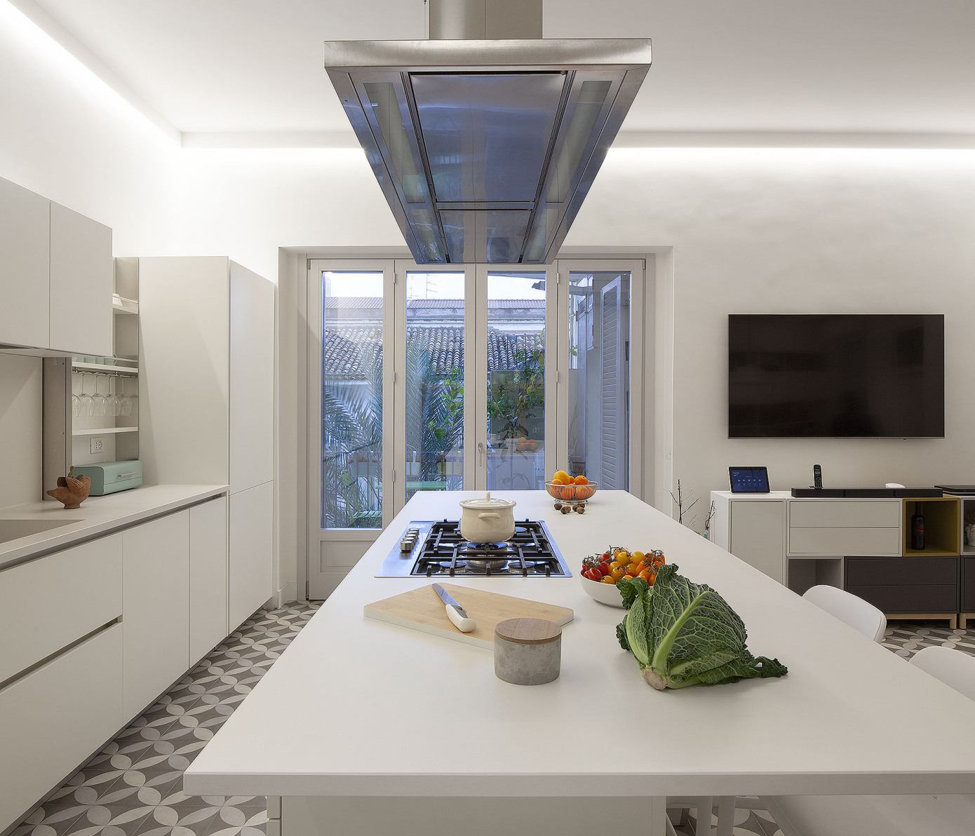 A Lavish Contemporary Home for a Young Couple in Catania, Italy by Eva Grillo (8)