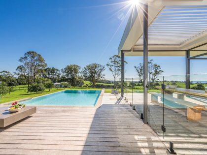 A Mid-Century Modern Home with Stylish Exterior and Interior in Byron Bay, Australia by Design & Beyond Architects (13)