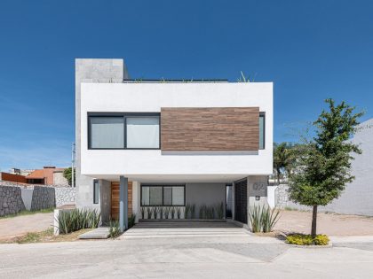 A Modern Home Features Stone, Wood, Glass and Steel in Aguascalientes, Mexico by Luis Magdaleno Veloz (1)