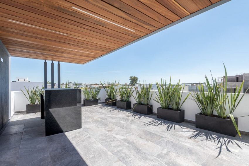 A Modern Home Features Stone, Wood, Glass and Steel in Aguascalientes, Mexico by Luis Magdaleno Veloz (23)