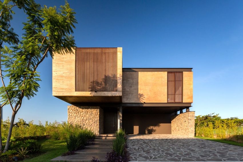 A Modern House of Concrete, Stone, Steel Beams, Glass and Wood in Colima, Mexico by Di Frenna Arquitectos (1)