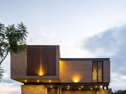 A Modern House of Concrete, Stone, Steel Beams, Glass and Wood in Colima, Mexico by Di Frenna Arquitectos (18)