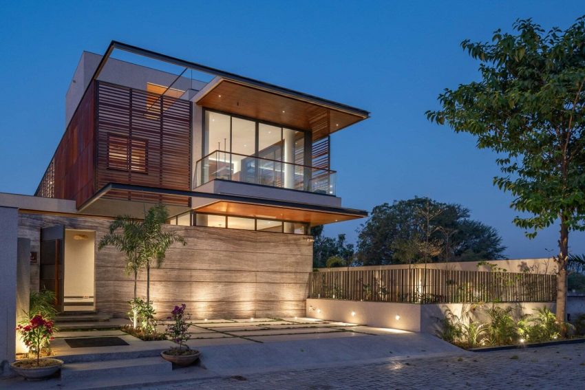 A Modern Three-Story Concrete House with a Stunning Staircase in Ahmedabad, India by Inclined Studio (24)