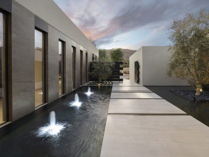 A Sophisticated Modern Desert Home with Mountain and Water Views in Palm Desert, California by Whipple Russell Architects (27)