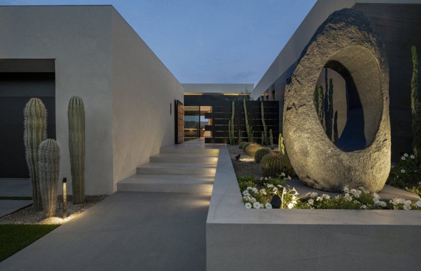 A Sophisticated Modern Desert Home with Mountain and Water Views in Palm Desert, California by Whipple Russell Architects (31)