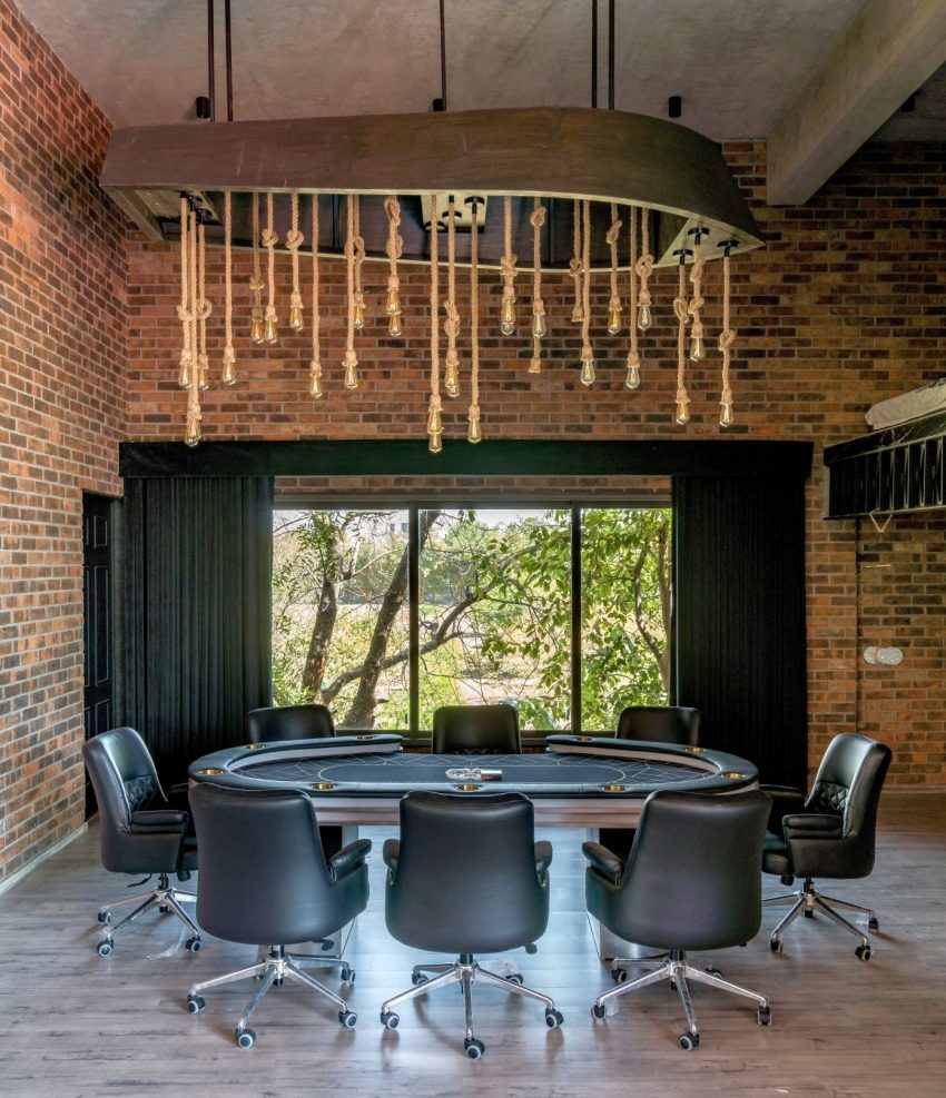 A Spacious Modern Brick Home with a Bright and Elegant Interior in Ahmedabad, India by Vihar Fadia Architects (6)