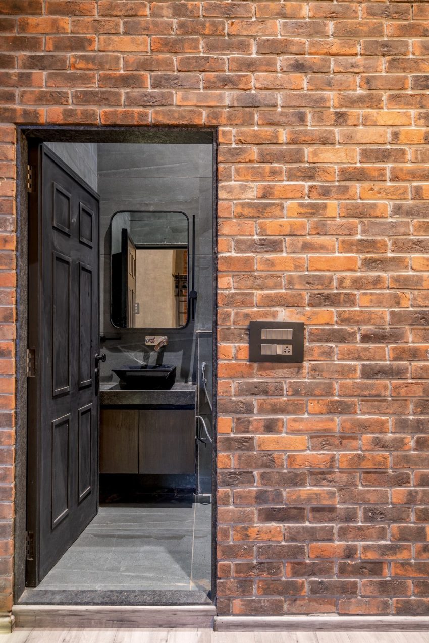 A Spacious Modern Brick Home with a Bright and Elegant Interior in Ahmedabad, India by Vihar Fadia Architects (8)