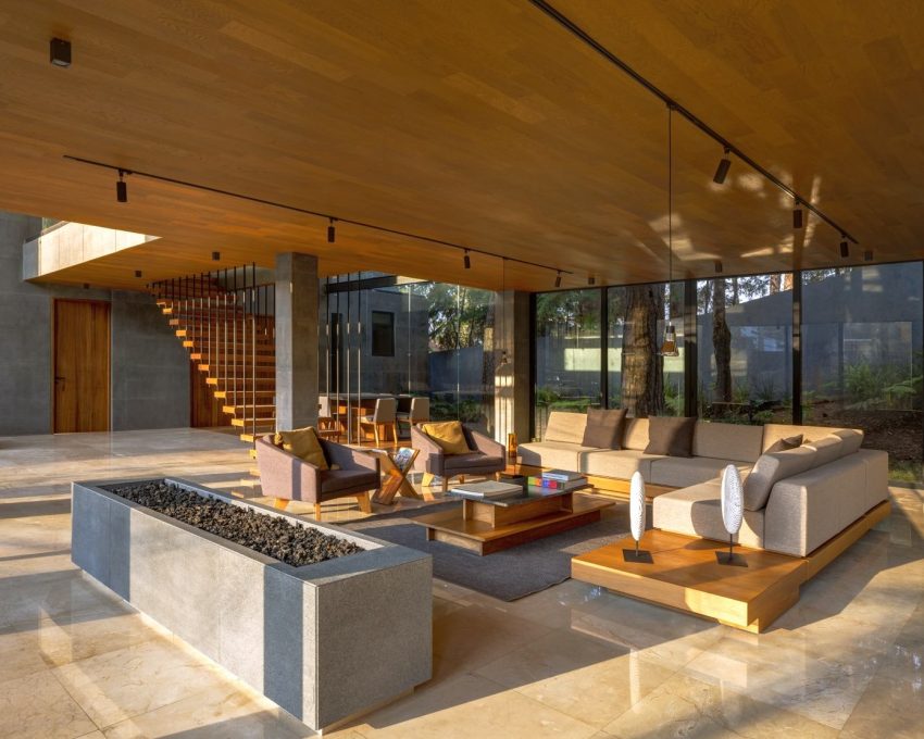 A Spacious Modern House with Warm and Cozy Interiors in Avándaro, Mexico by BRAG Arquitectos (3)