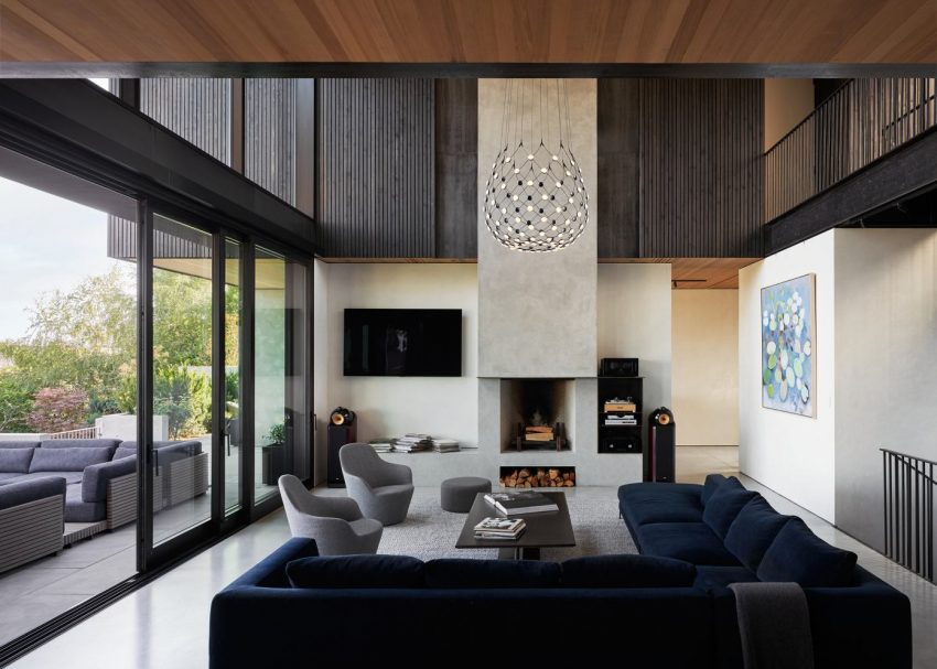 A Spectacular Cedar-Clad Home with Unparalleled Views in Seattle, Washington by GO’C (2)