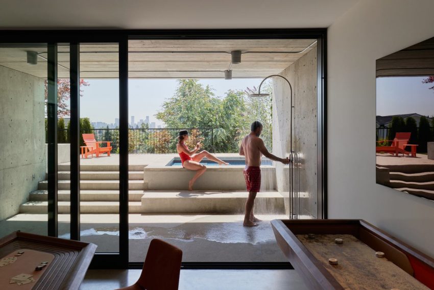 A Spectacular Cedar-Clad Home with Unparalleled Views in Seattle, Washington by GO’C (23)