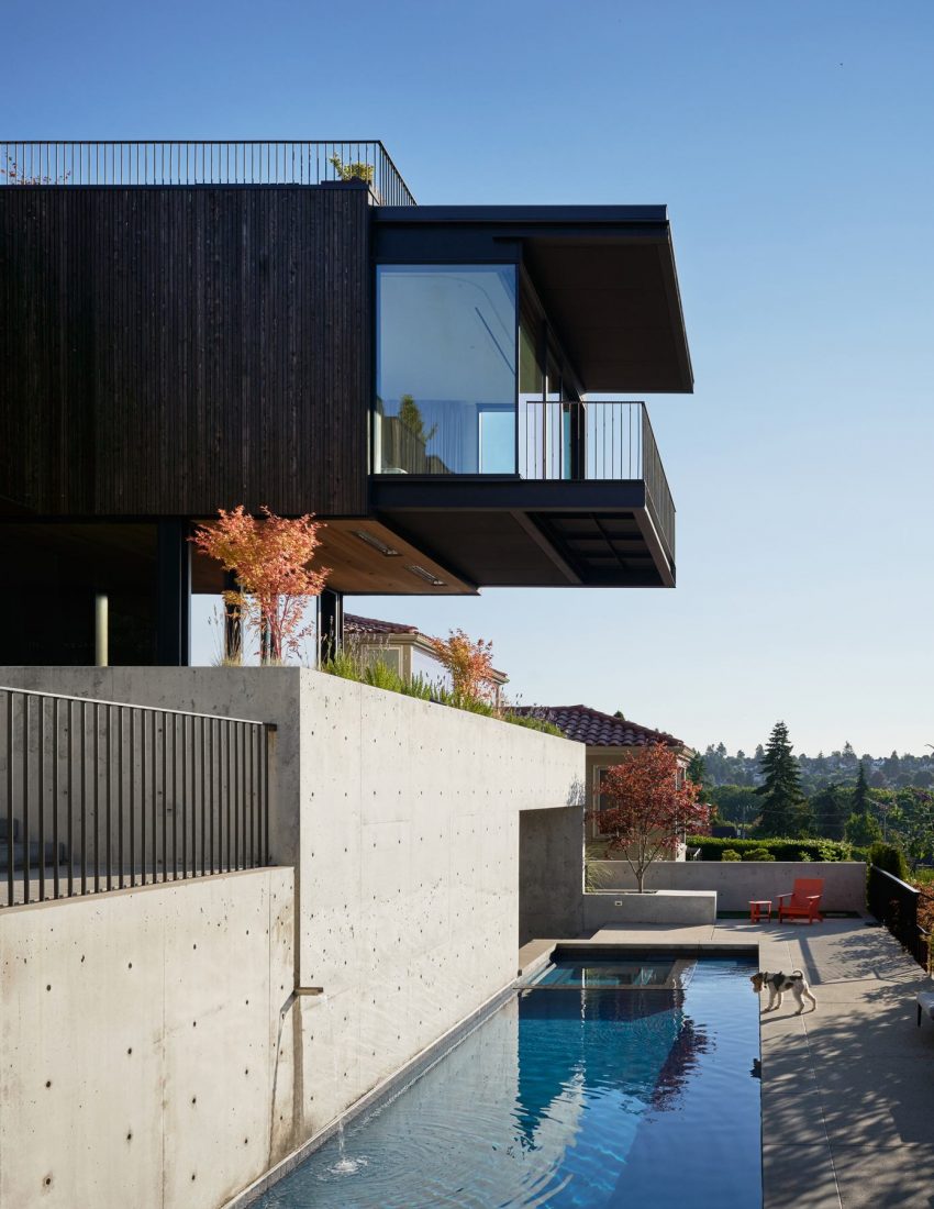 A Spectacular Cedar-Clad Home with Unparalleled Views in Seattle, Washington by GO’C (25)
