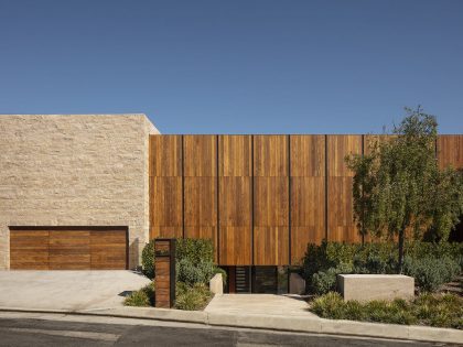 A Striking Contemporary Home Nestled in the Hills of Los Angeles, California by Shubindonaldson Architects (1)